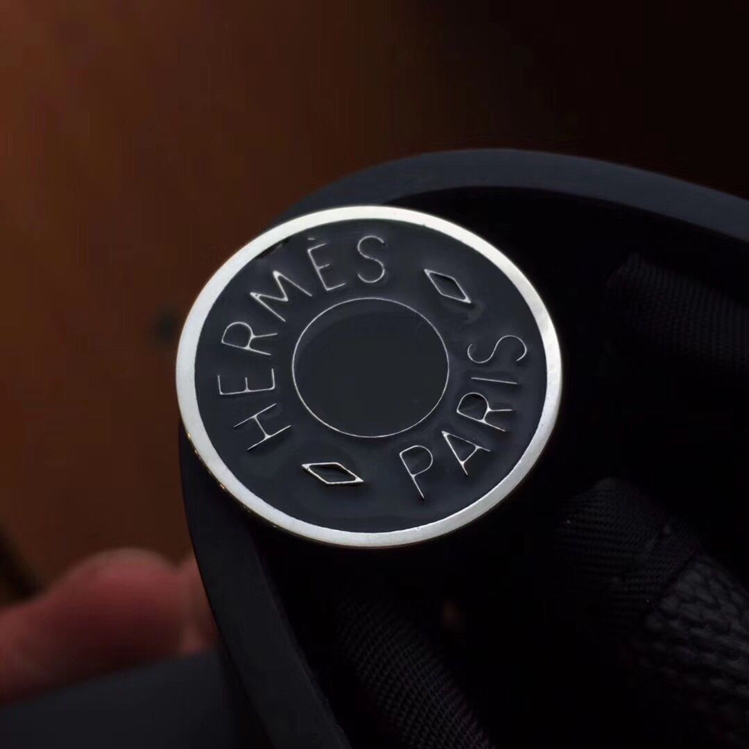 Hermes Herbag Zip 31cm Bag In Black Leather And Toile - Image 8