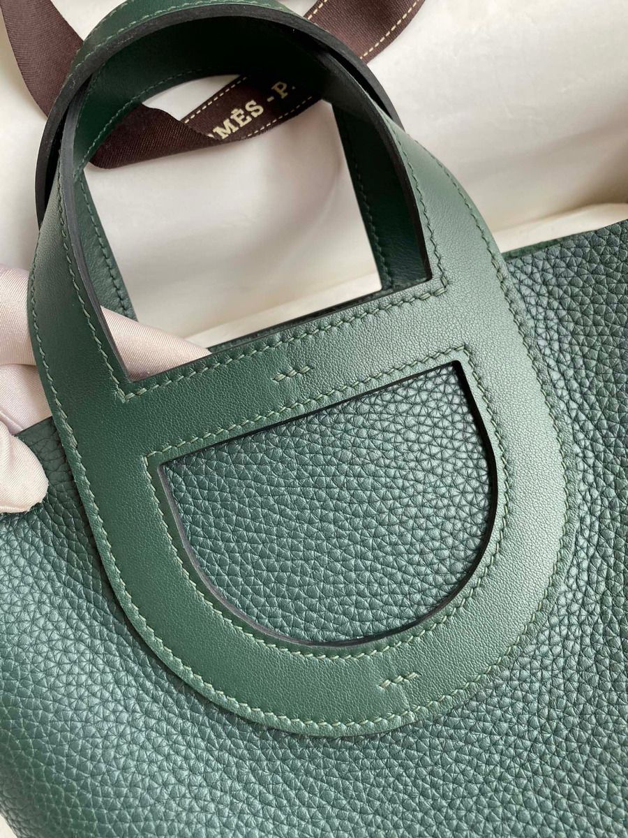 Hermes In The Loop 18 Handmade Bag in Vert Cypres Clemence Leather - Image 4