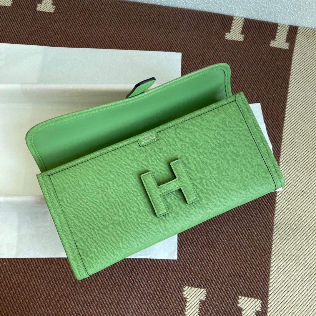 Hermes Jige Elan 29 Clutch Bag In Vert Criquet Epsom Leather - Image 9