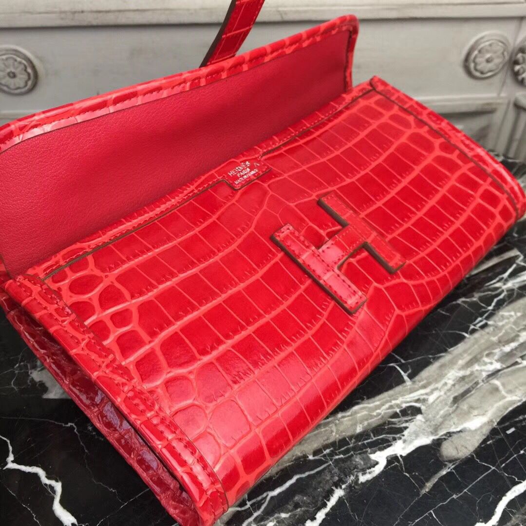 Hermes Jige Elan 29 Clutch In Red Crocodile Leather - Image 8