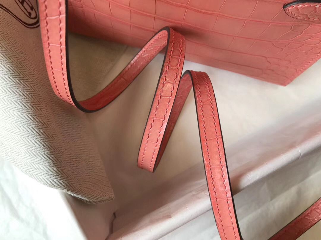 Hermes Kelly Mini II Handmade Bag In Pink Crocodile Embossed Leather - Image 6