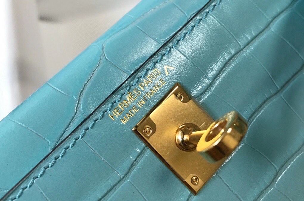 Hermes Kelly Mini II Bag In Blue Atoll Embossed Crocodile Leather - Image 6