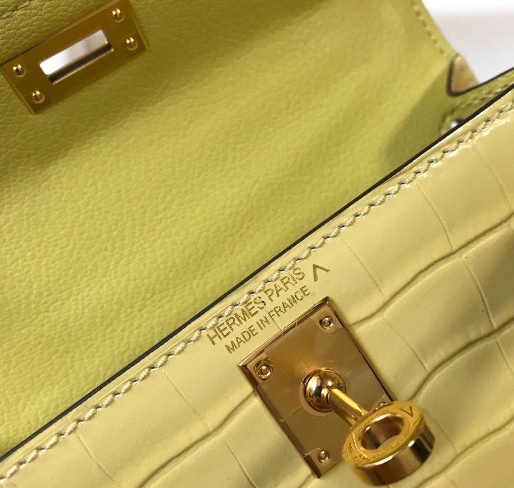 Hermes Kelly Mini II Bag In Jaune Poussin Embossed Crocodile Leather - Image 6