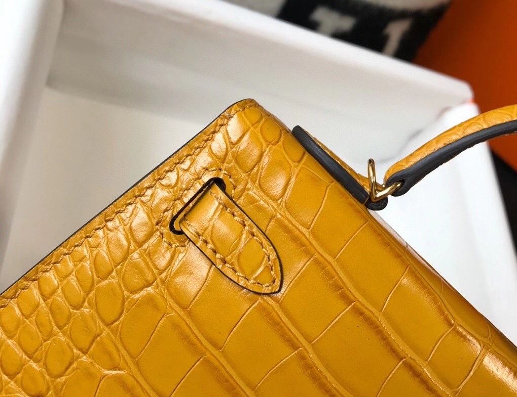 Hermes Kelly Mini II Bag In Yellow Embossed Crocodile Leather - Image 7