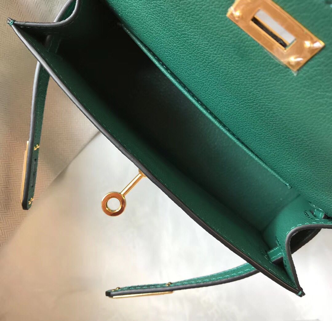 Hermes Kelly Mini II Bag In Vert Vertigo Epsom Leather GHW - Image 9