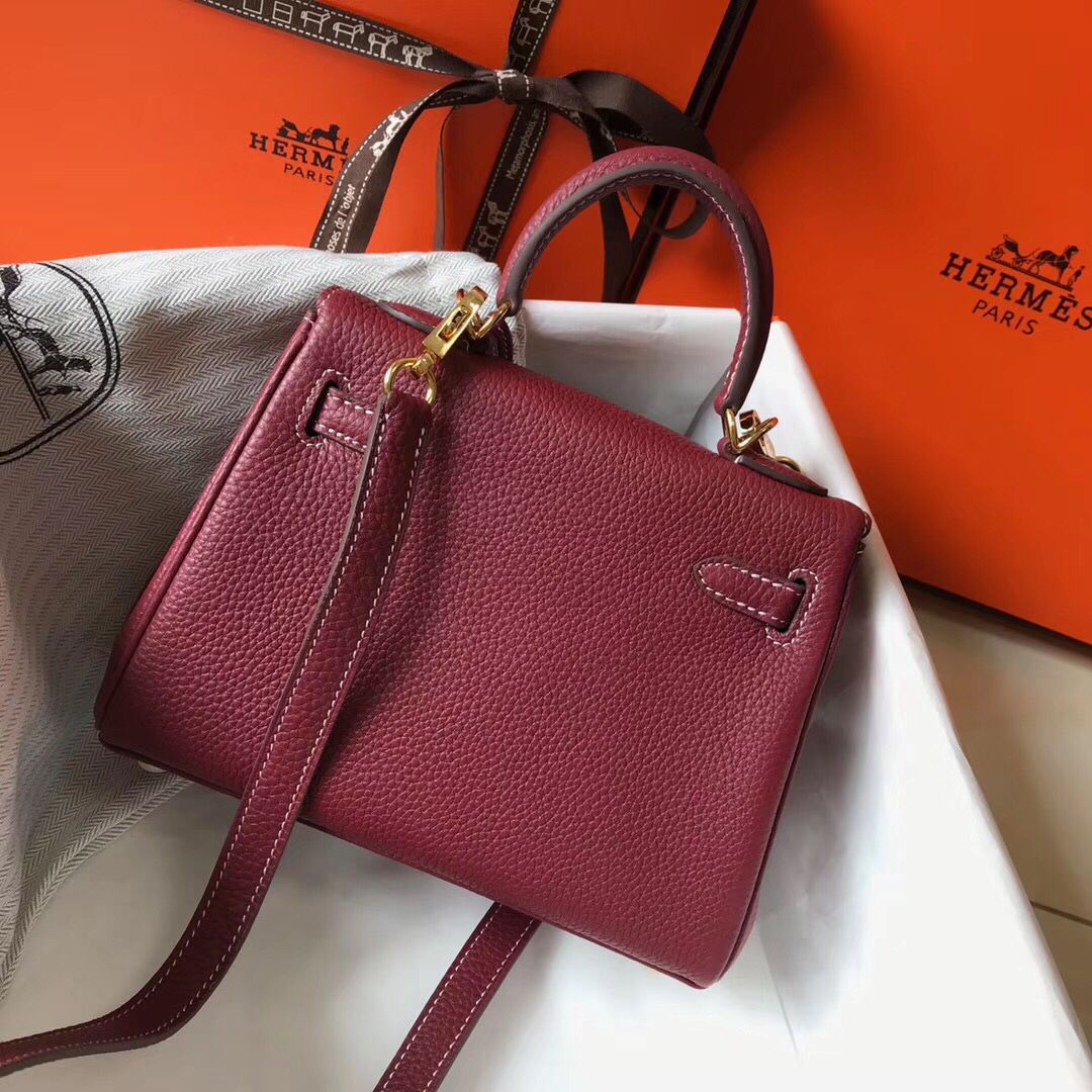 Hermes Kelly 20cm Bag In Bordeaux lemence Leather GHW - Image 3