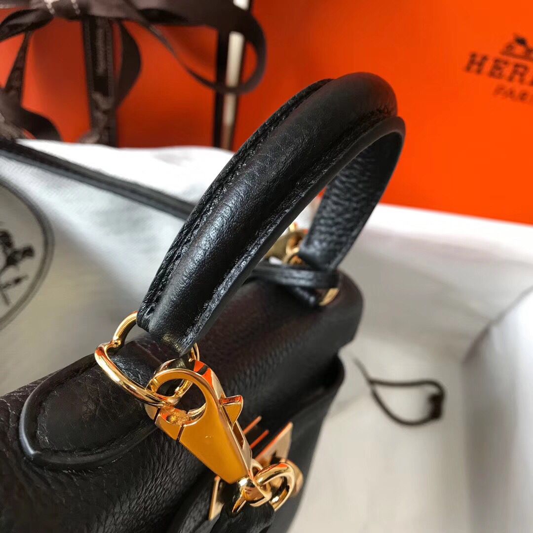 Hermes Kelly 20cm Bag In Black Clemence Leather GHW - Image 5