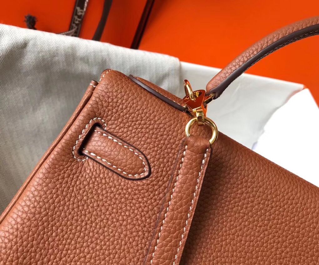Hermes Kelly 25cm Retourne Bag In Gold Clemence Leather - Image 5