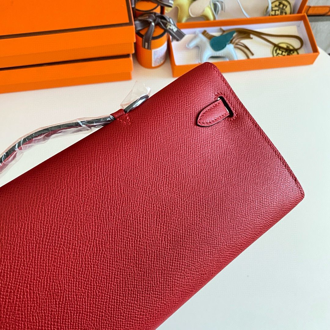 Hermes Kelly Cut Handmade Bag in Red Epsom Calfskin - Image 4