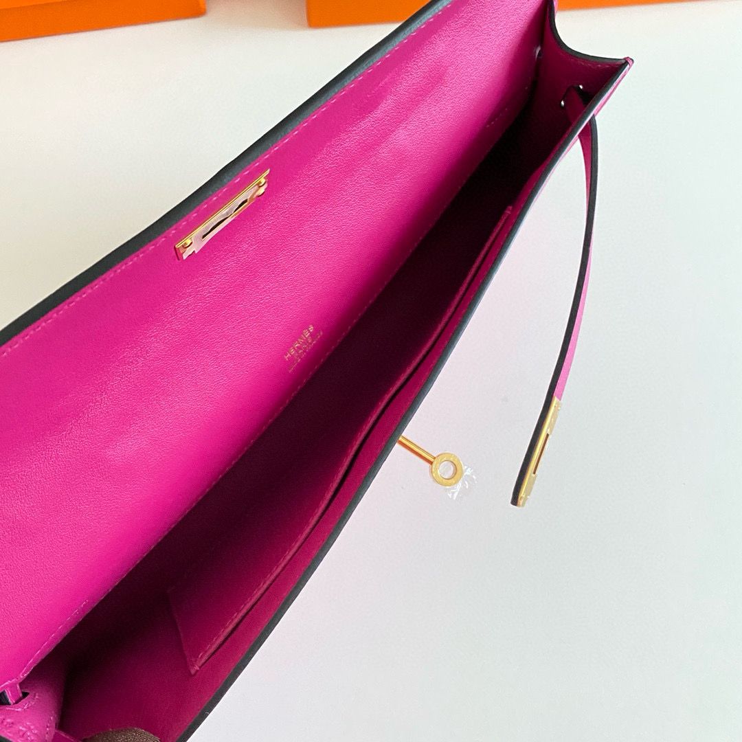 Hermes Kelly Cut Handmade Bag in Rose Purple Swift Leather - Image 7