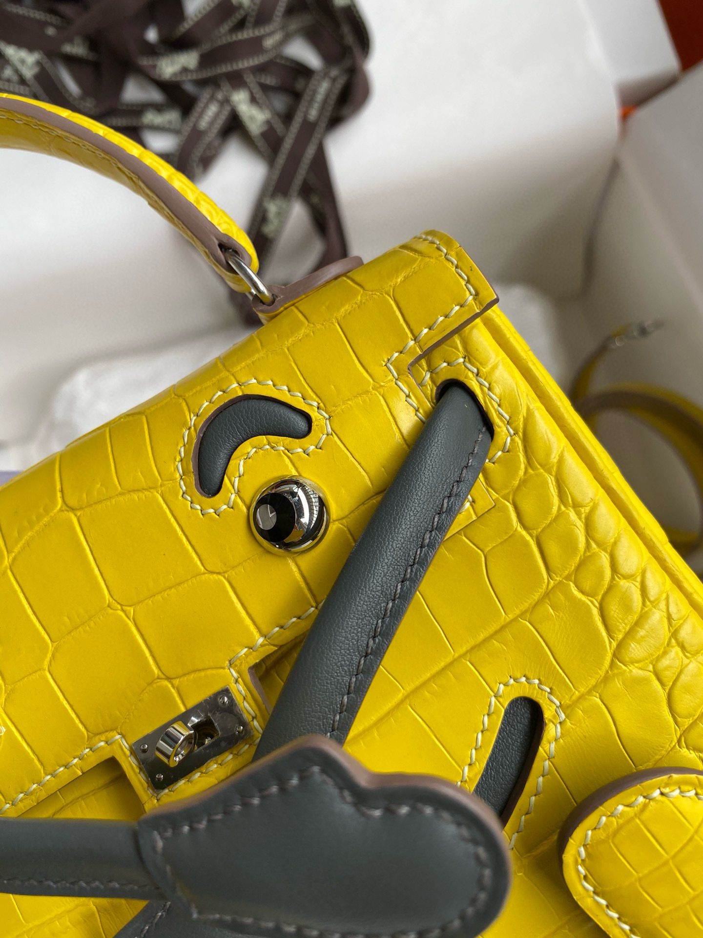 Hermes Kelly Doll Bag in Jaune Ambre Matte Alligator Leather - Image 5