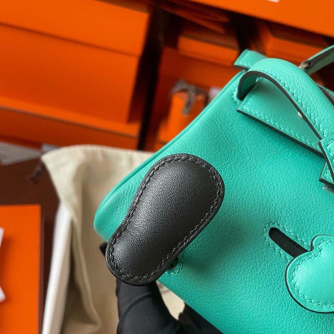 Hermes Kelly Doll Quelle Idole Bag in Vert Verone Swift Calfskin - Image 5