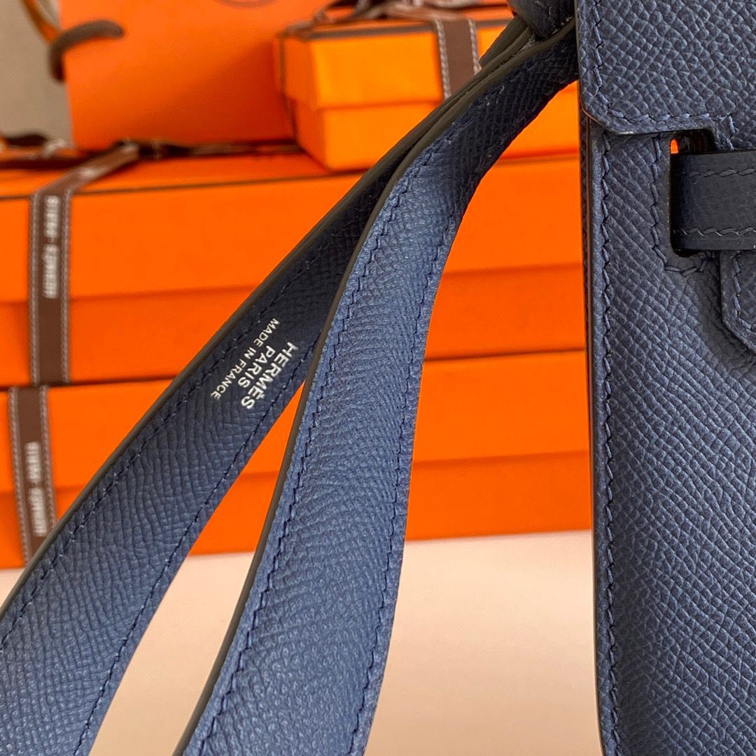 Hermes Kelly Depeches 25 Pouch in Blue Saphir Epsom Calfskin - Image 8