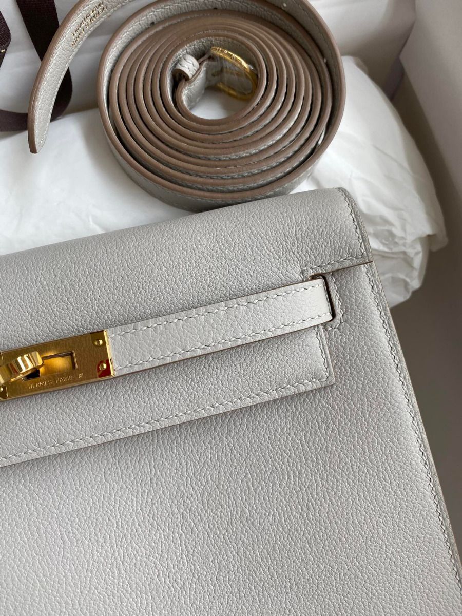 Hermes Kelly Danse II Bag In Pearl Grey Evercolor Calfskin - Image 5