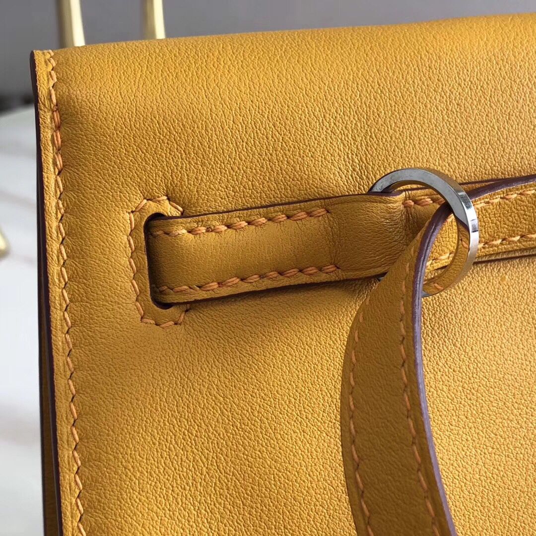 Hermes Kelly Danse Handmade Bag In Yellow Swift Leather - Image 5