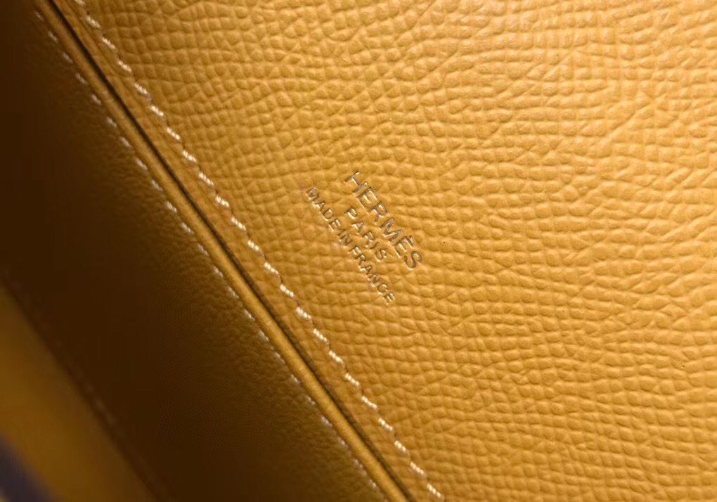 Hermes Kelly Pochette Bag In Yellow Epsom Leather - Image 8