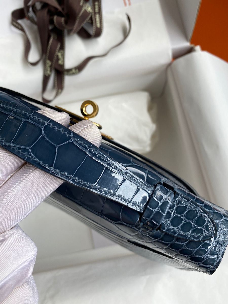 Hermes Kelly Pochette Handmade Bag In Vert Bosphore Shiny Alligator Leather - Image 7