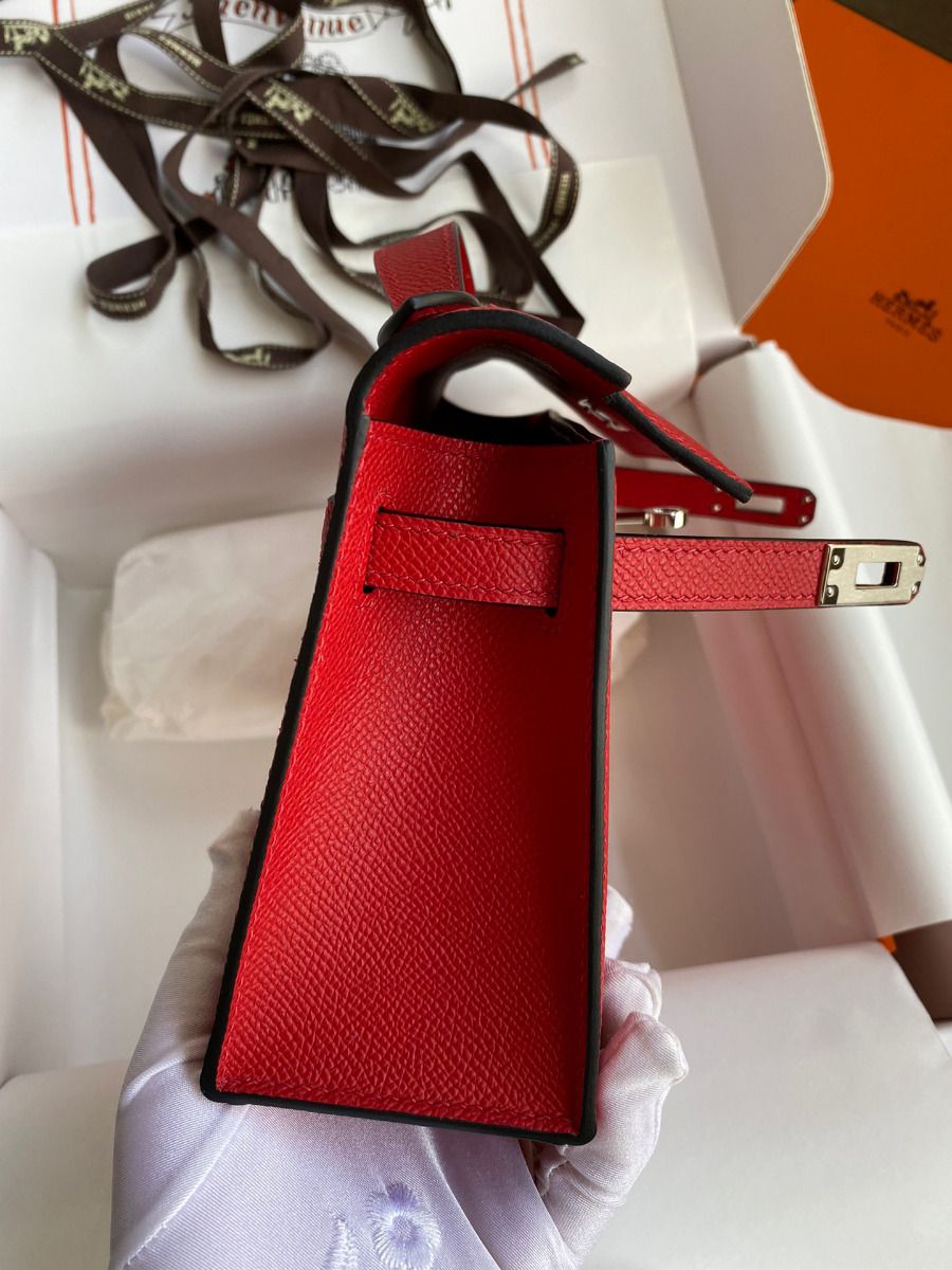 Hermes Kelly Pochette Handmade Bag In Red Epsom Calfskin - Image 8