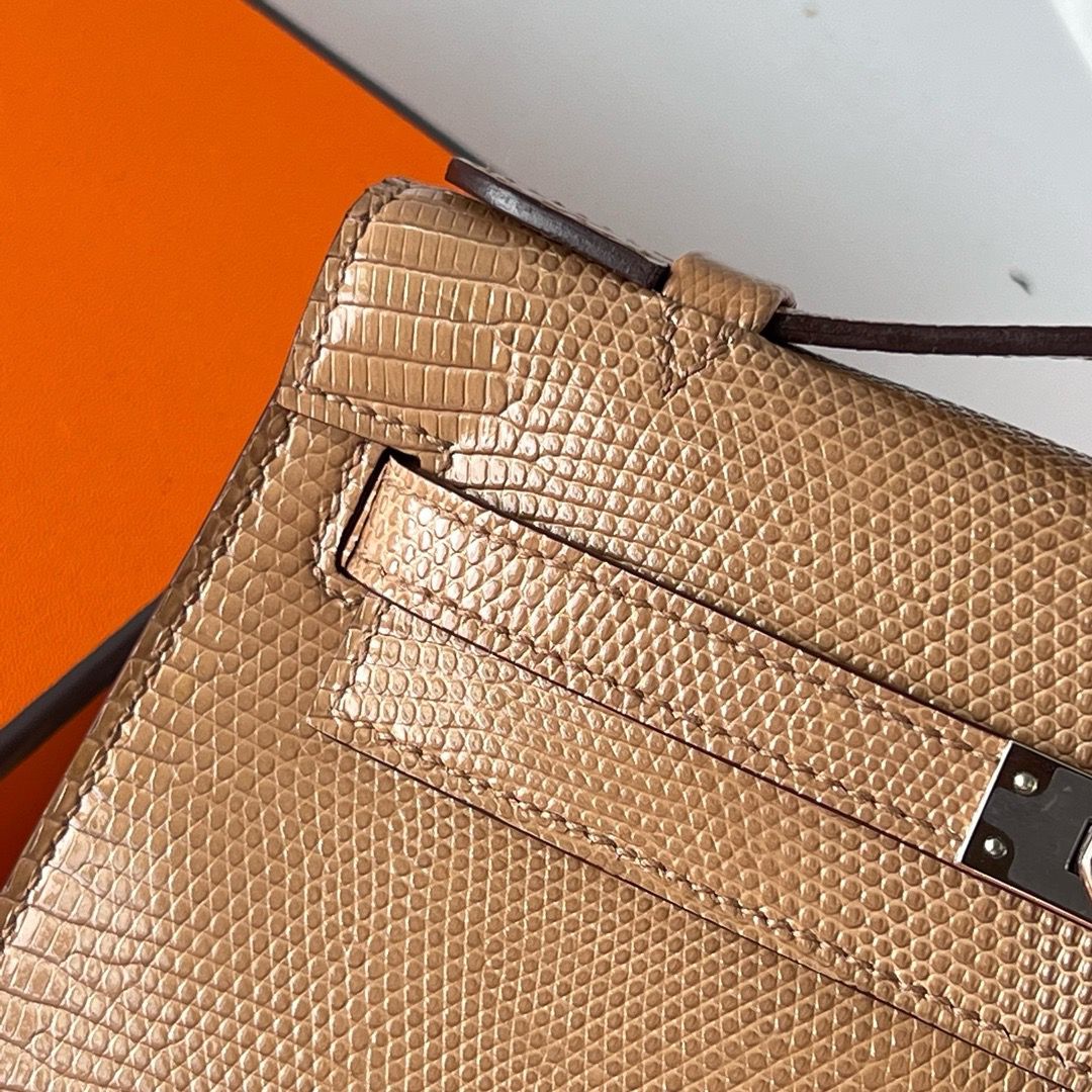 Hermes Kelly Pochette Handmade Bag In Chai Lizard Skin - Image 3