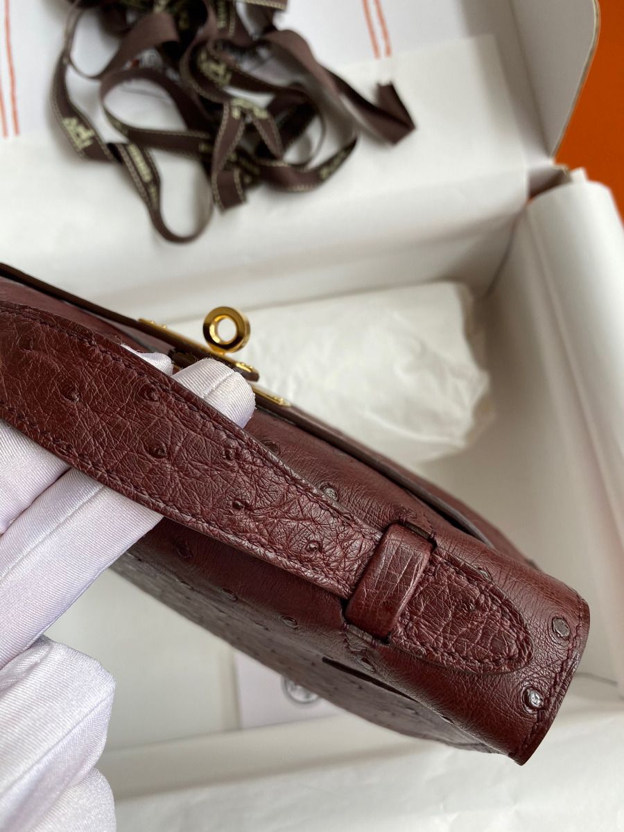 Hermes Kelly Pochette Handmade Bag In Bordeaux Ostrich Leather - Image 7