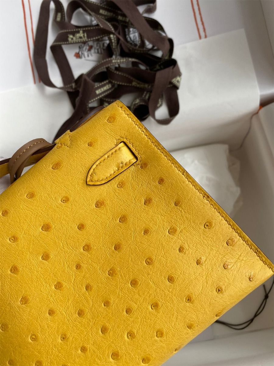 Hermes Kelly Pochette Handmade Bag In Jaune Ambre Ostrich Leather - Image 6