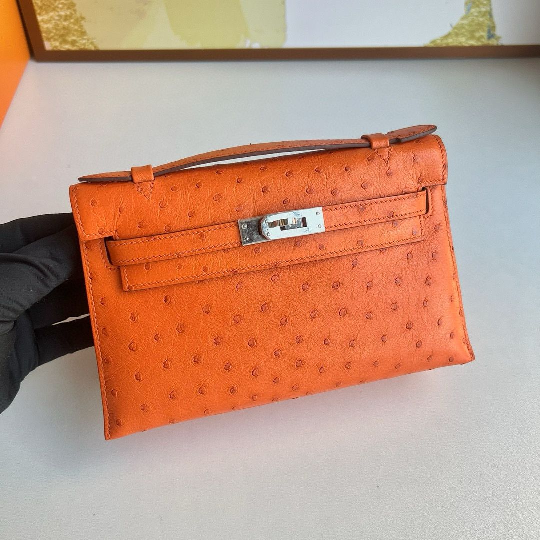 Hermes Kelly Pochette Handmade Bag in Orange Ostrich Leather - Image 3