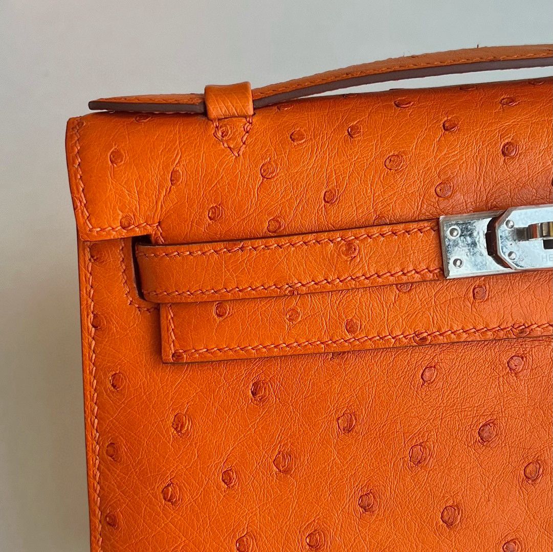 Hermes Kelly Pochette Handmade Bag in Orange Ostrich Leather - Image 4