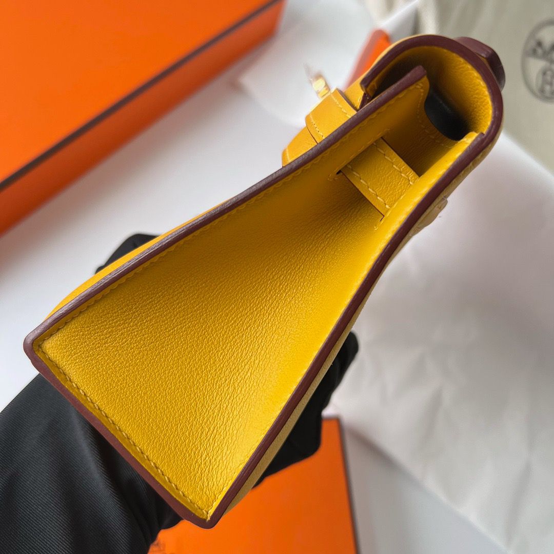Hermes Kelly Pochette Handmade Bag In Jaune Ambre Swift Calfskin - Image 5