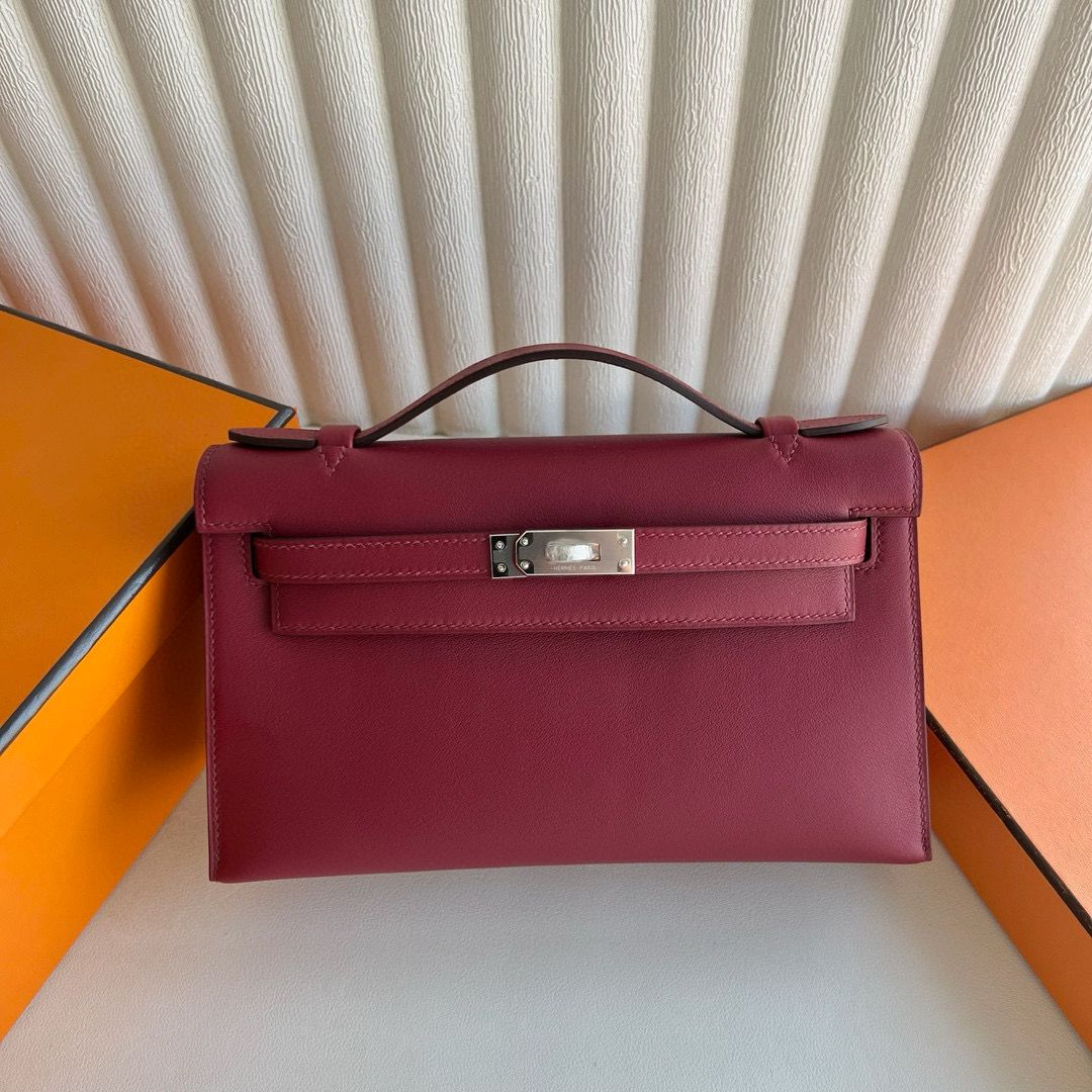 Hermes Kelly Pochette Handmade Bag in Rouge Grenat Swift Calfskin - Image 3