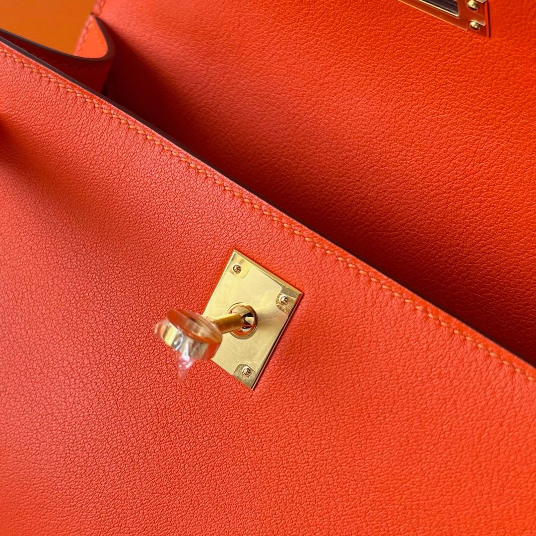 Hermes Kelly Pochette Handmade Bag In Rouge Piment Swift Calfskin - Image 7