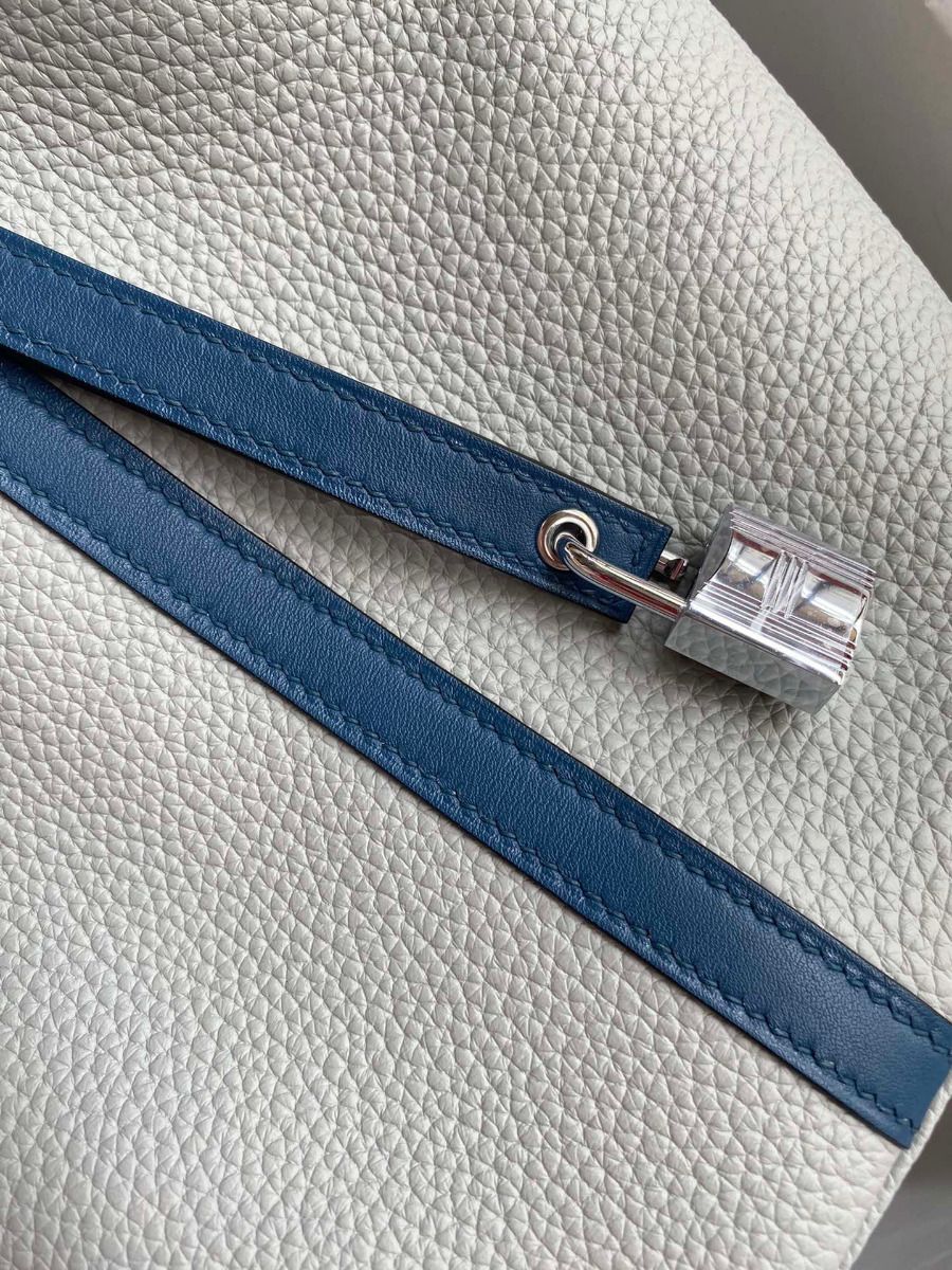 Hermes Picotin Lock 22 Bicolor Handmade Bag in Gris Mouette and Blue Agate Swift Leather - Image 4