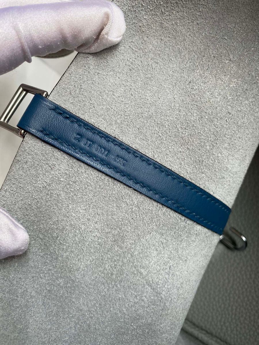 Hermes Picotin Lock 22 Bicolor Handmade Bag in Gris Mouette and Blue Agate Swift Leather - Image 8