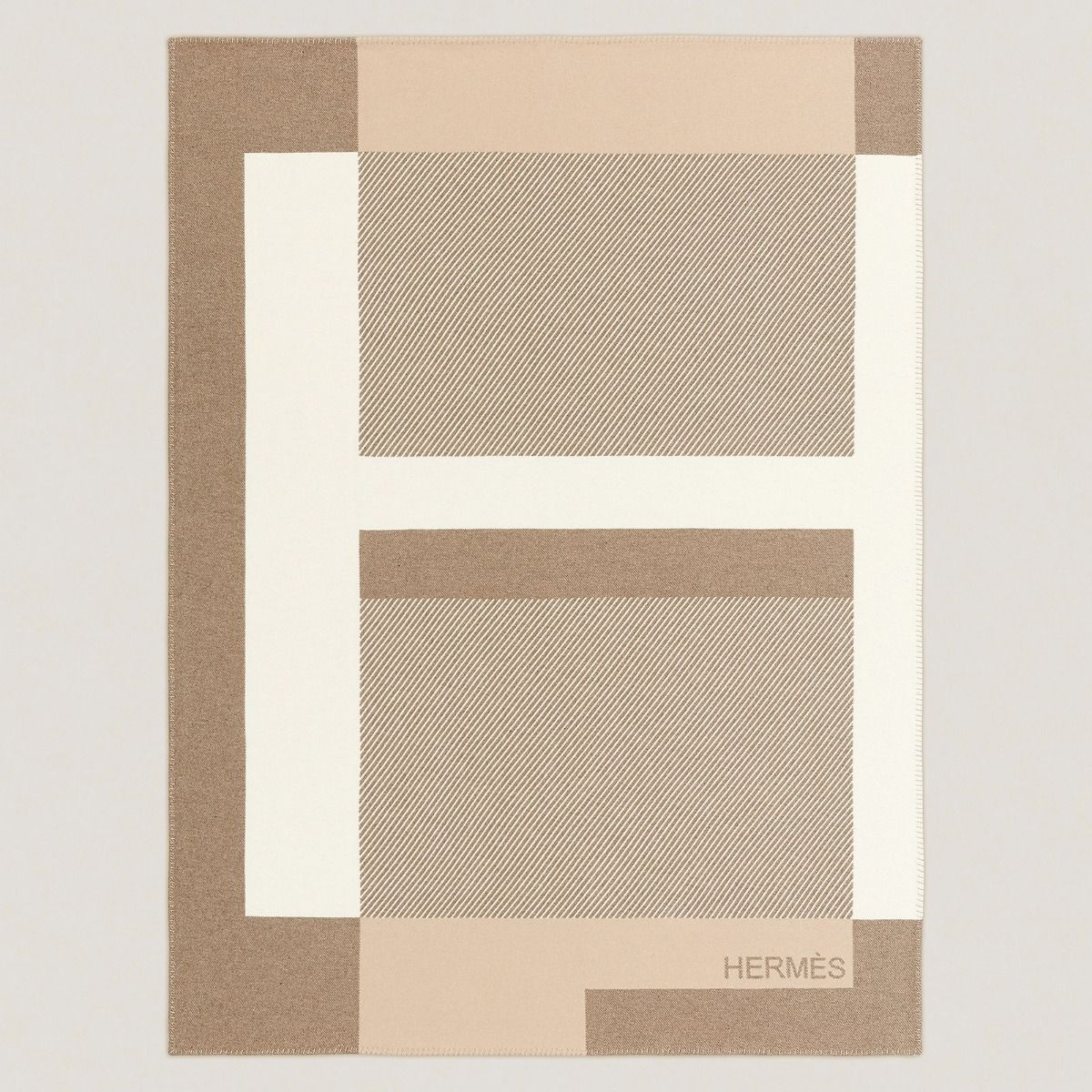Hermes H Riviera Blanket in Beige Wool and Cashmere - Image 3