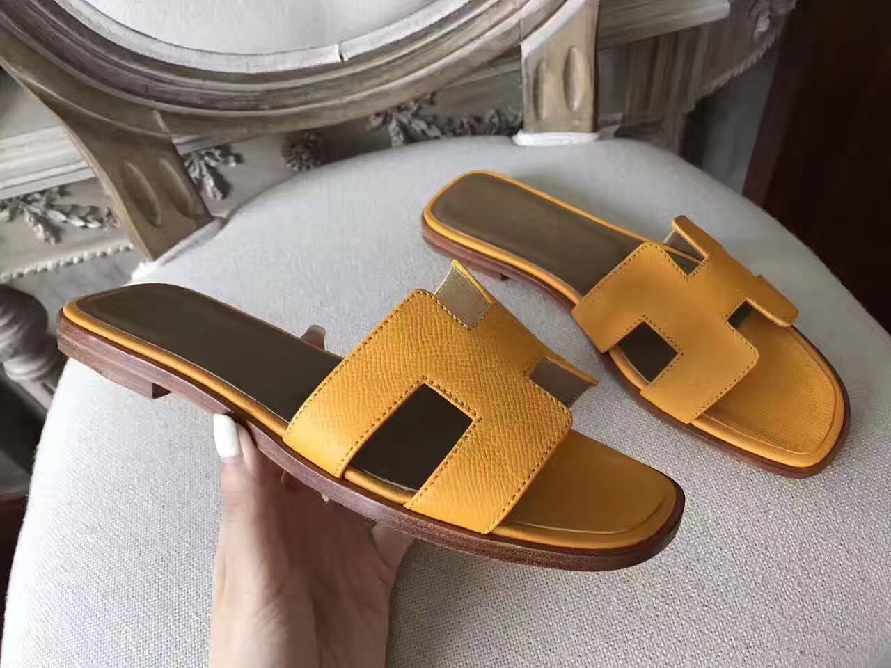Hermes Oran Sandals In Jaune Epsom Leather - Image 6