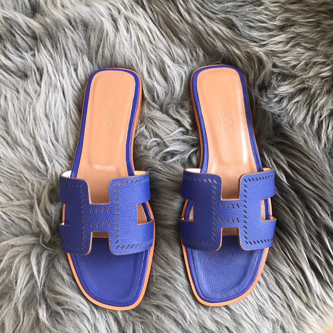 Hermes Oran Slide Sandals In Blue Epsom Perforated Calfskin - Image 3