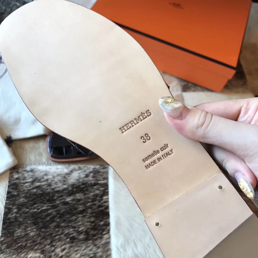 Hermes Oran Sandals In Black Suede With Crystal - Image 8