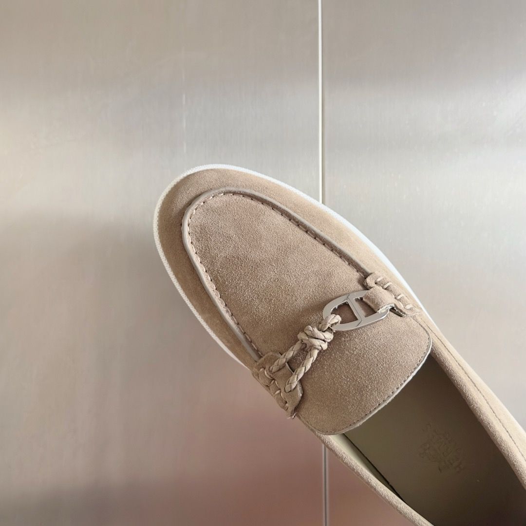 Hermes Men's Ignacio Loafers in Galet Suede Calfskin - Image 9