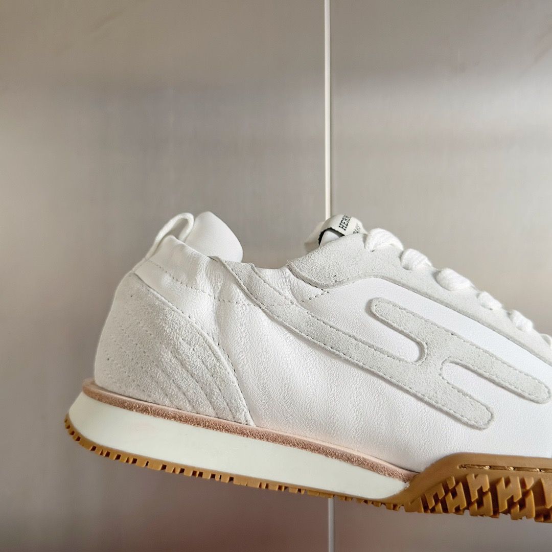 Hermes Men's Jet Sneakers in White Nappa Leather - Image 9