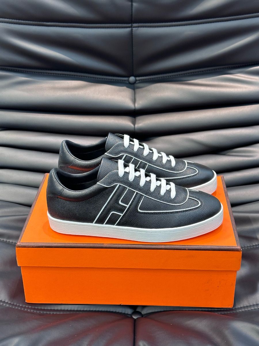 Hermes Boomerang Sneakers In Noir Epsom Calfskin - Image 4