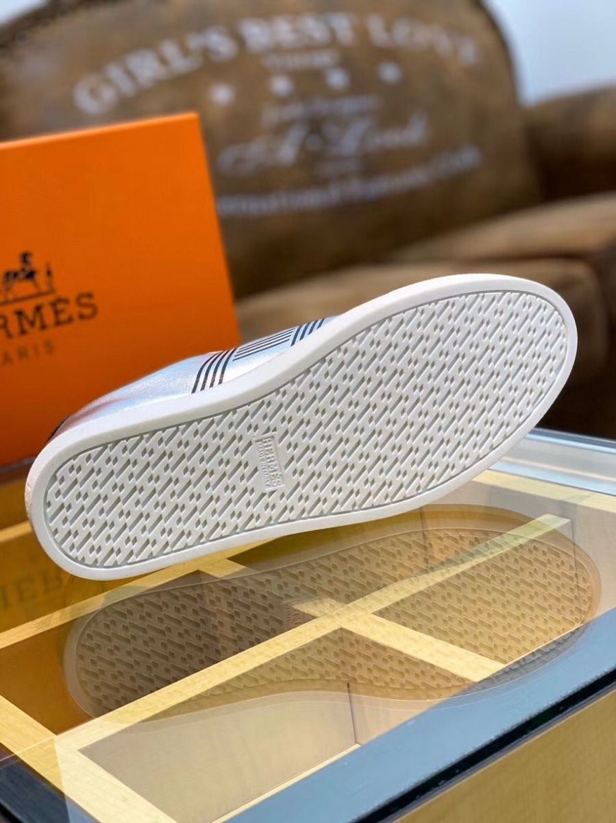 Hermes Men's Avantage Sneakers In Grey Metallic Leather - Image 7