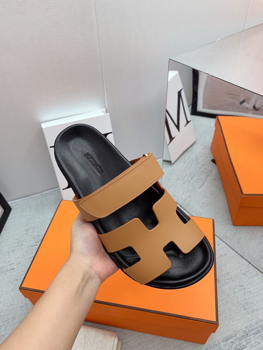 Hermes Men's Chypre Sandals in Brown Calfskin - Image 6