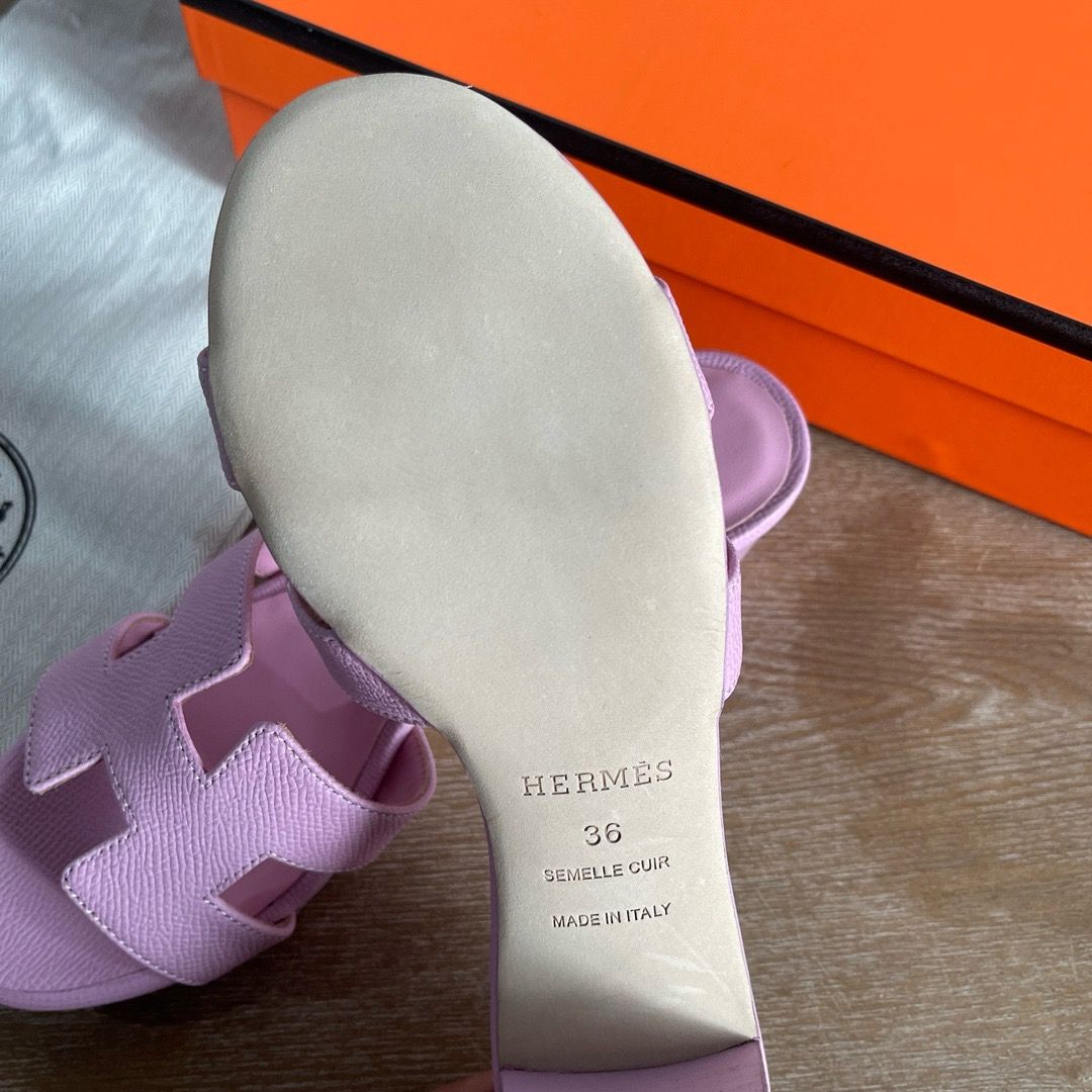 Hermes Oasis Sandals in Mauve Sylvestre Epsom Calfskin - Image 5
