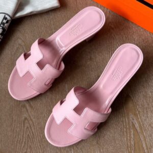 Hermes Oasis Sandals in Rose Sakura Epsom Leather