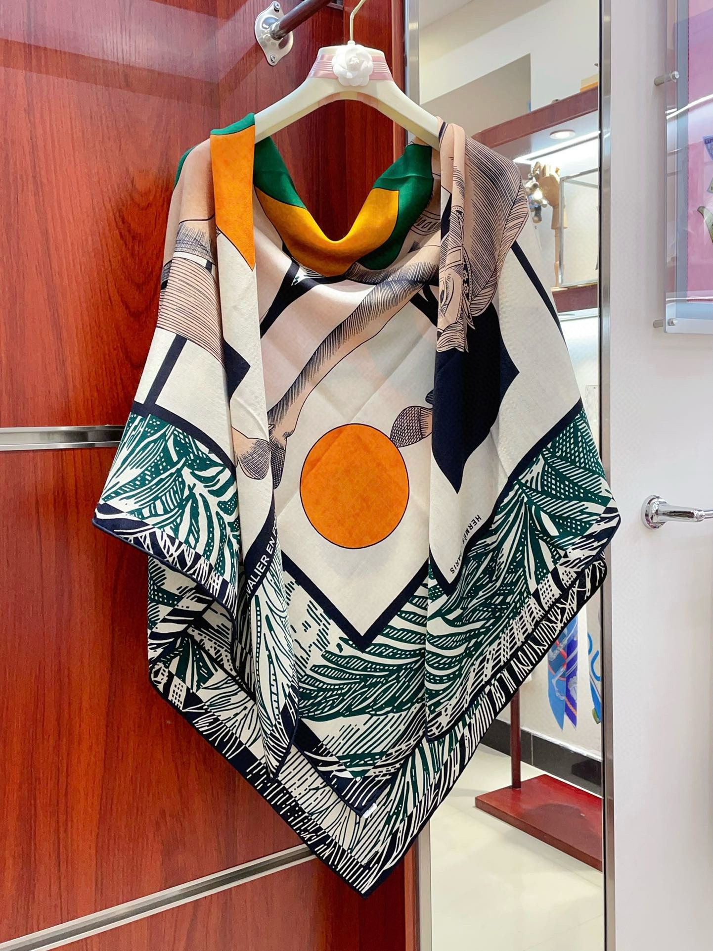 Hermes Green Cavalier en Formes Shawl 140 - Image 5