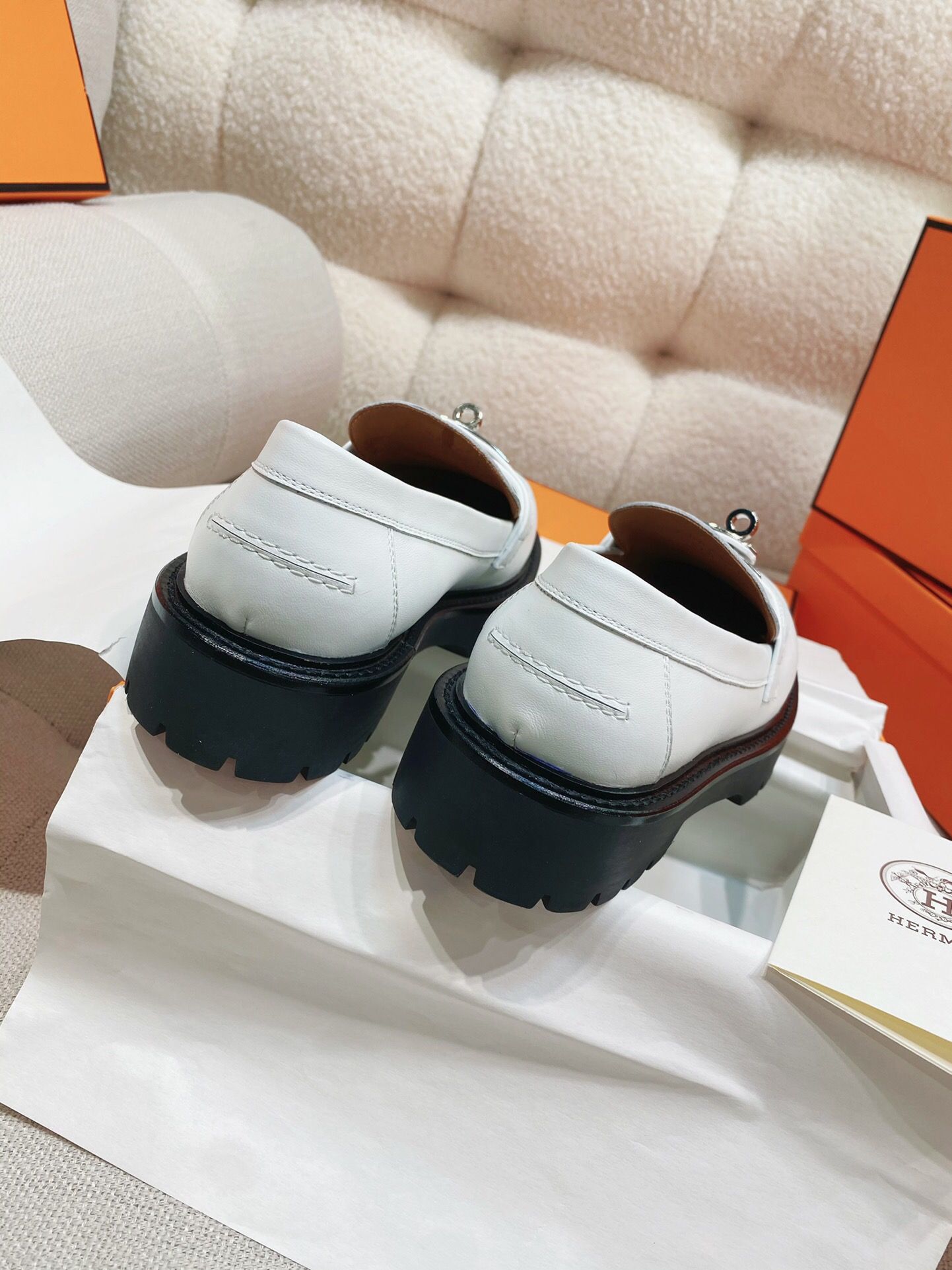 Hermes Women's Icone Loafers in White Calfskin - Image 9