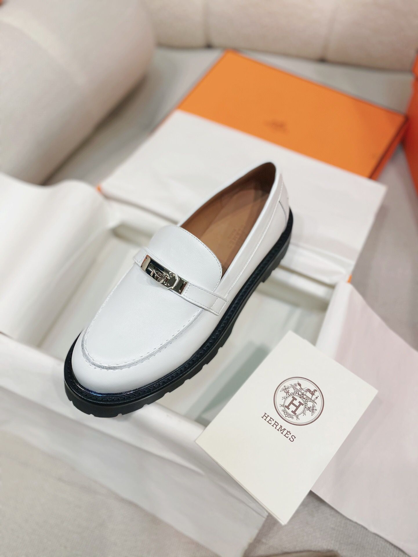 Hermes Women's Icone Loafers in White Calfskin - Image 10