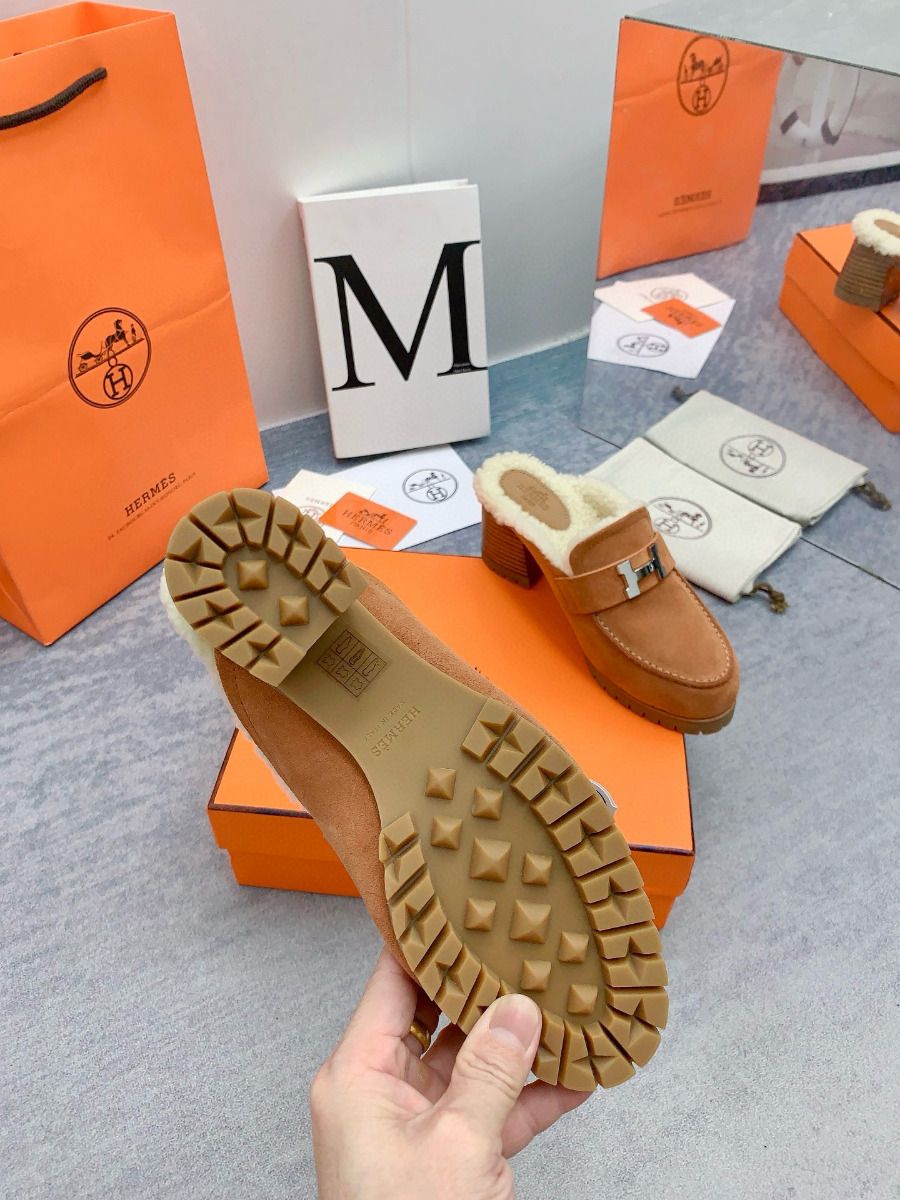 Hermes Flore 60 Mules in Brown Suede with Shearling - Image 8