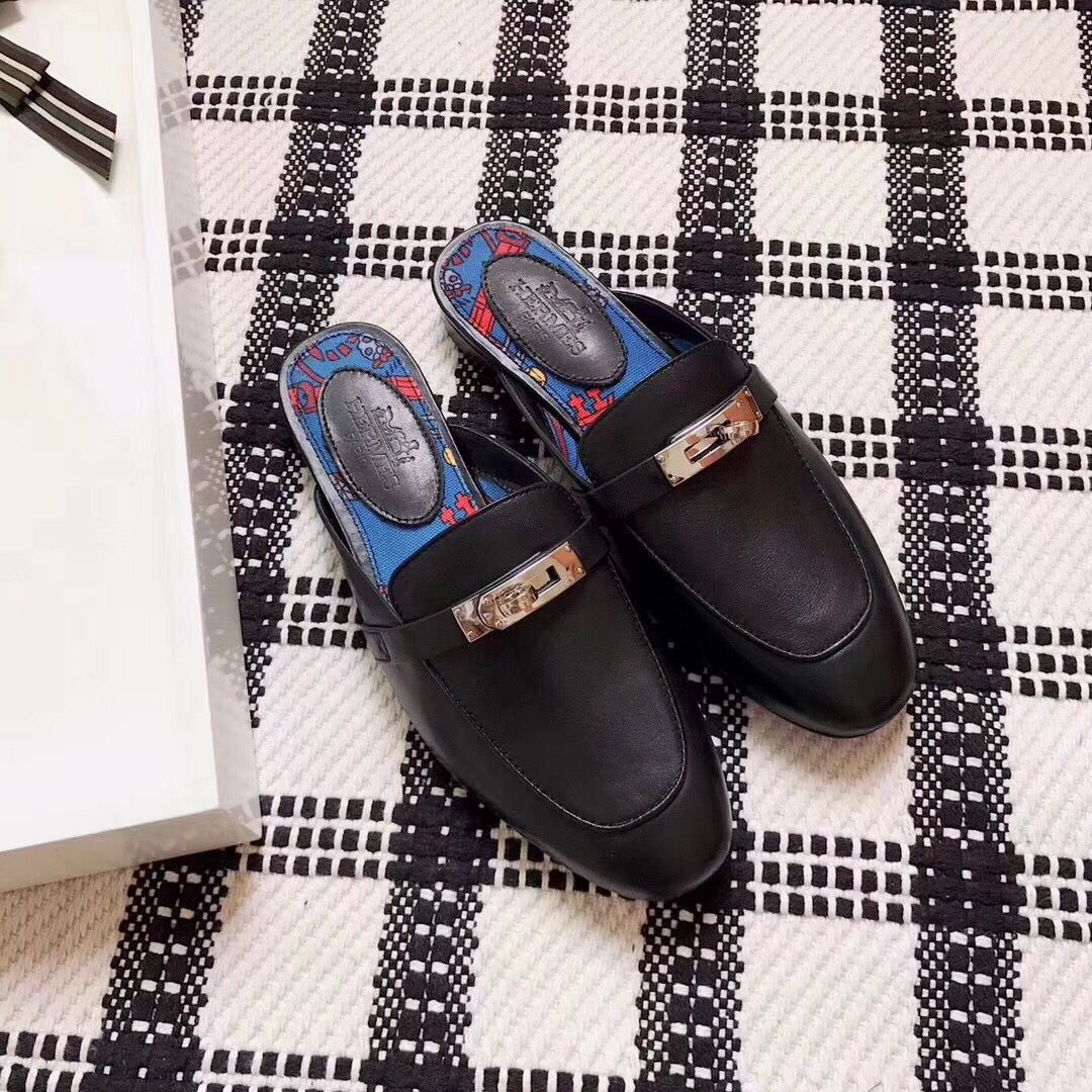 Hermes Oz Mules In Black Calfskin - Image 3