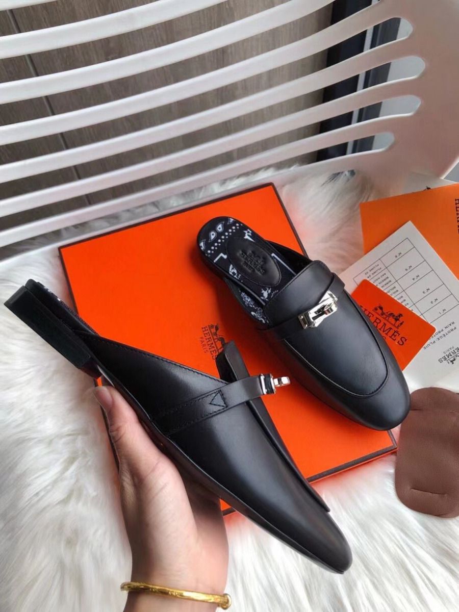 Hermes Oz Mules In Noir Calfskin - Image 6