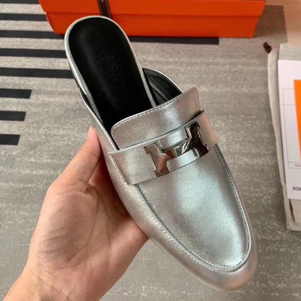 Hermes Trocadero Mules In Silver Nappa Leather - Image 5